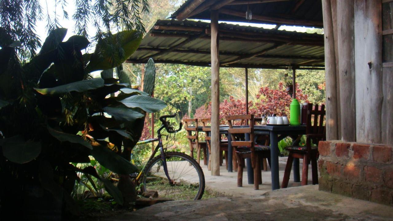 Kalitusi Nature Resort Fort Portal Exterior foto